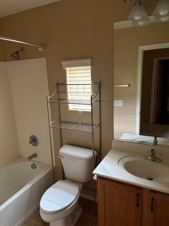 Building Photo - 18338 El Buho Pequeno