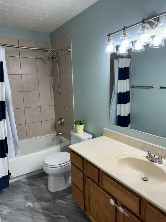 Building Photo - 4330 Portobello Dr