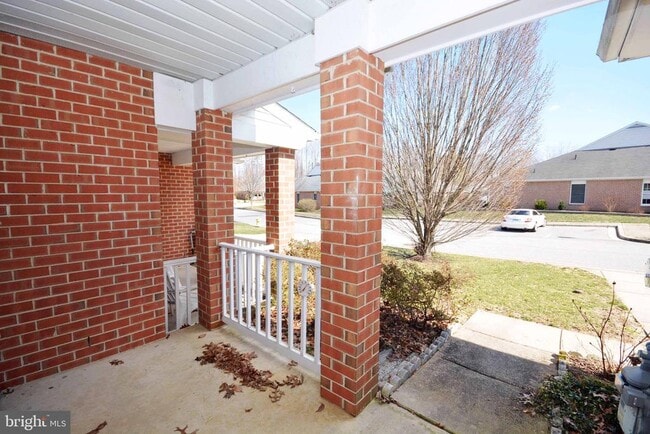 Building Photo - 928 Beacon Way