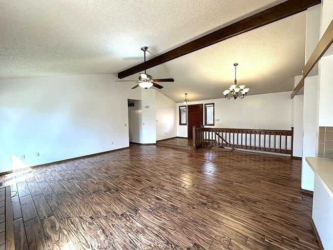 Building Photo - 8541 E Mount Vernon St