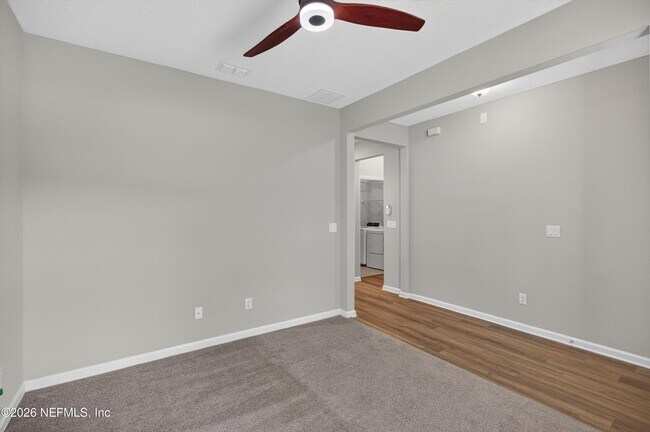 Building Photo - 75875 Saffron Ln