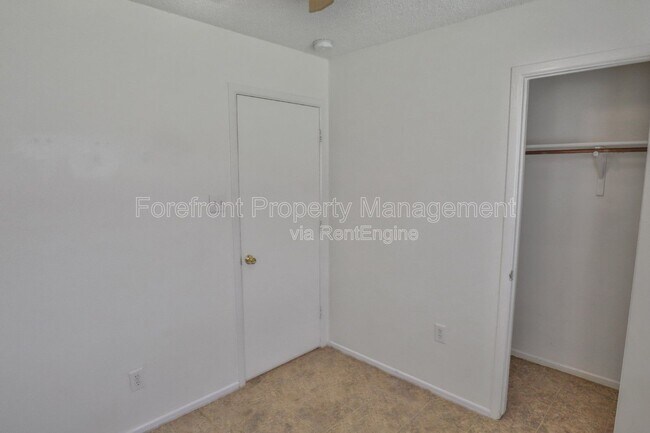 Building Photo - 1815 Big Rock Dr