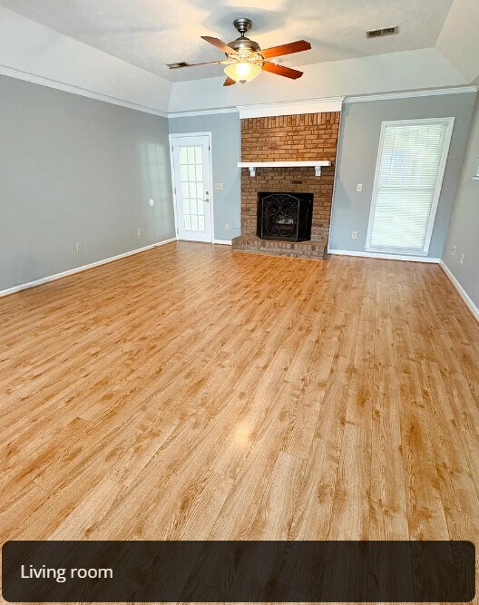 Building Photo - 2251 Birchwood Dr
