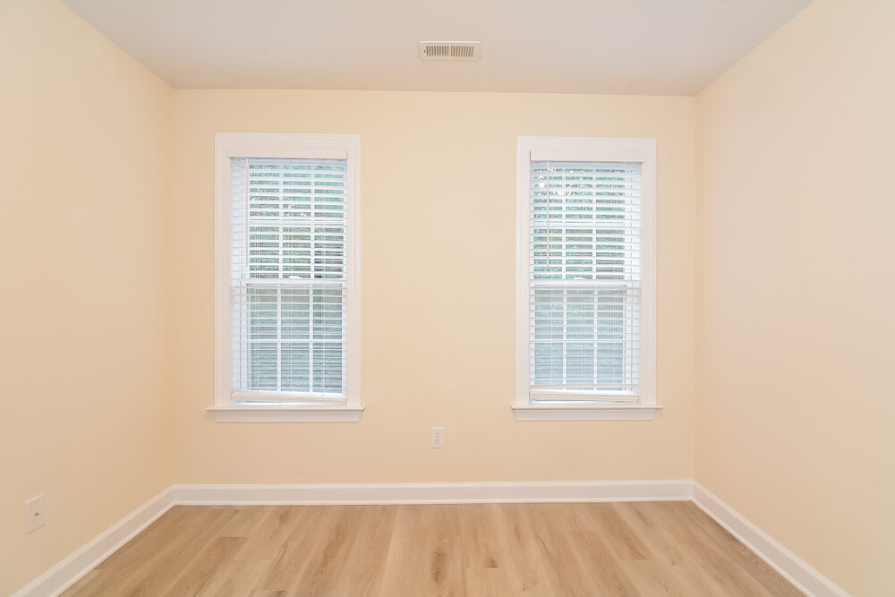 Building Photo - 235 Manchester Trail