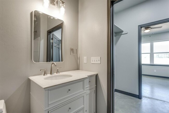 Building Photo - 12571 US-77