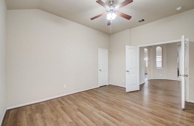 Building Photo - 3243 Aegean Dr