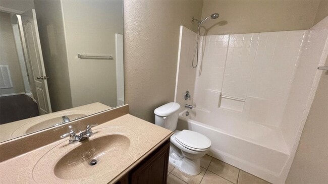 Building Photo - 8131 Tierra Del Sol Rd