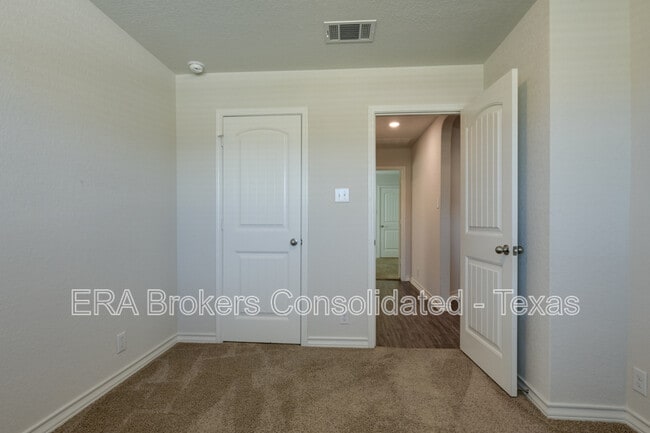 Building Photo - 121 Little Wichita