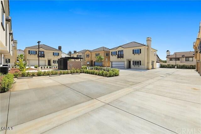 Building Photo - 21028 E Cypress St