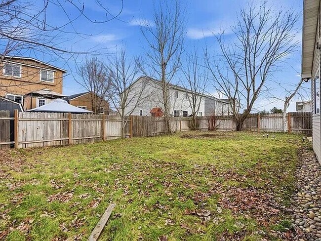 Building Photo - 13920 W 12th Ave