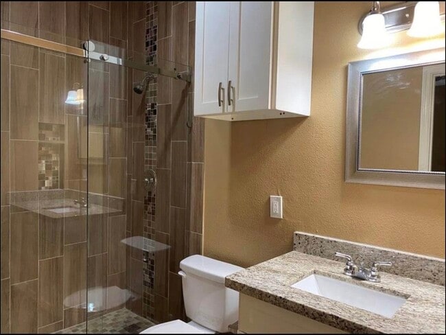 Building Photo - 2734 Duncan Dr