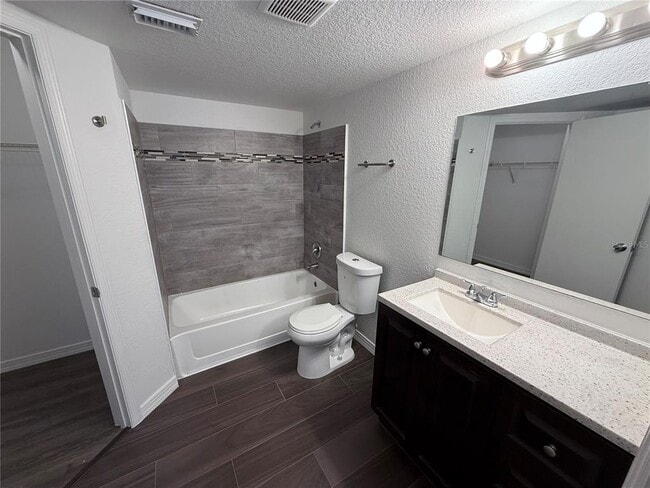 Building Photo - 4105 Tropical Isle Blvd