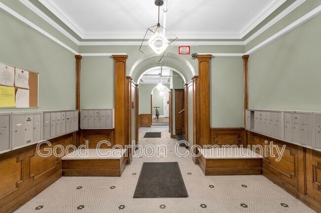 Building Photo - 401 Delaware Ave