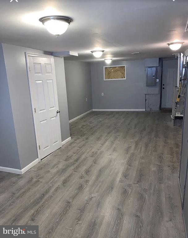 Building Photo - 1119 Kenwood Rd