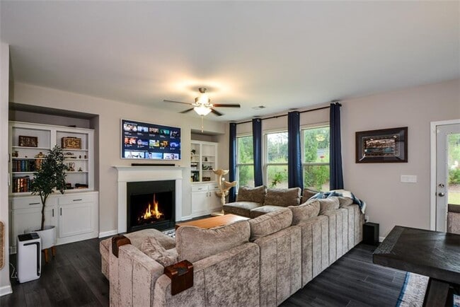 Building Photo - 3401 Park Pointe Cir