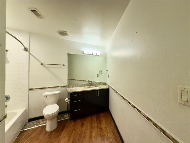 Building Photo - 2007 S Ervay St