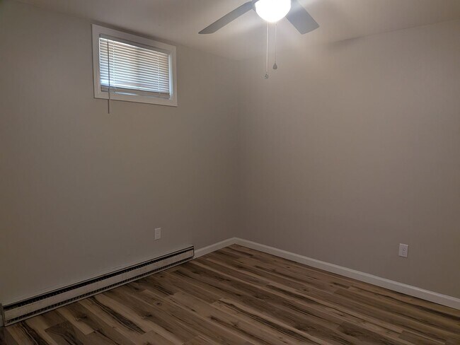 Building Photo - 1071 Kathryn