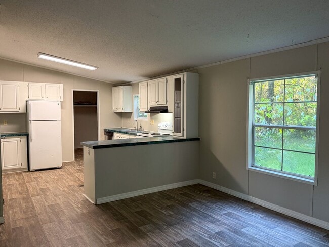 Building Photo - 5448 FL-4