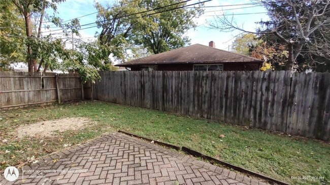 Building Photo - 5664 Tibet Dr