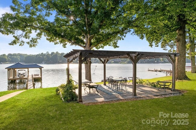 Building Photo - 4159 Todd St