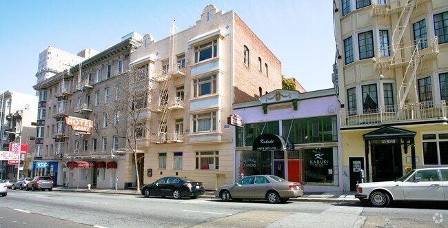 Building Photo - Pierre Crest Apartments