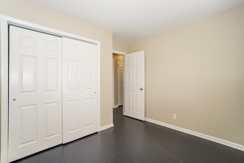 Building Photo - 2883 Key Pl