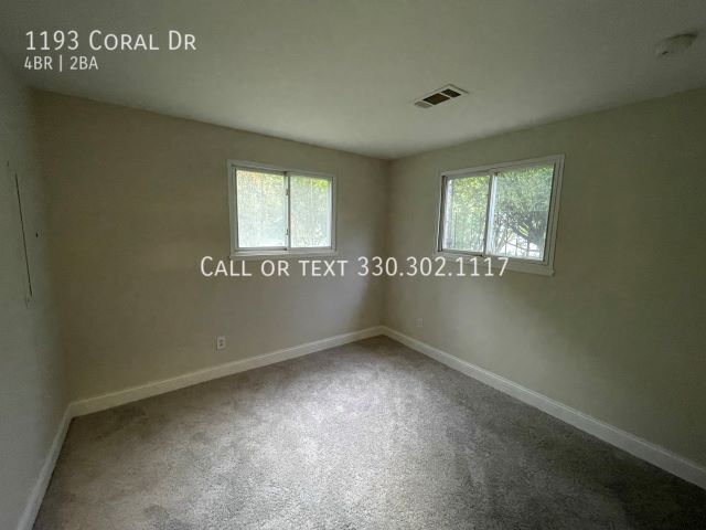 Building Photo - Spacious 4 bedroom home for rent - Akron