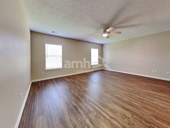 Building Photo - 2021 Clipstone Drive