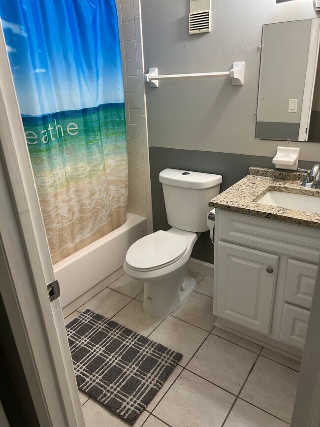 2nd bathroom - 6184 Michelle Way