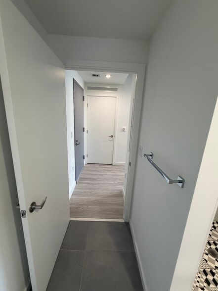 Building Photo - 1635 NE Miami Ct