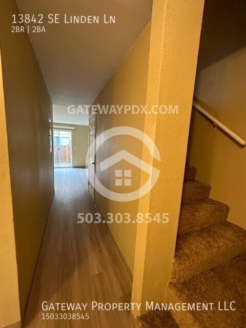 Building Photo - 13842 SE Linden Ln