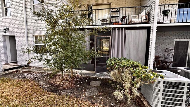 Building Photo - 205 Lewfield Cir