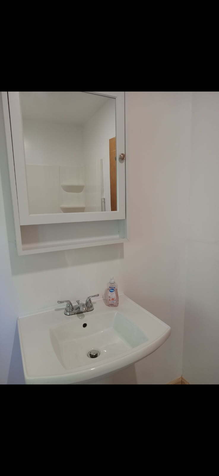 Building Photo - 94 Box Ave