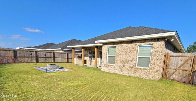 Building Photo - 2609 Outlaws Wy