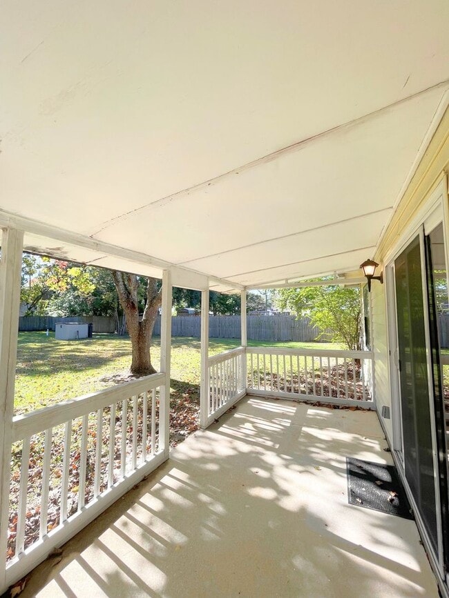 Building Photo - Charming 3-Bedroom, 2-Bath Home with Large...