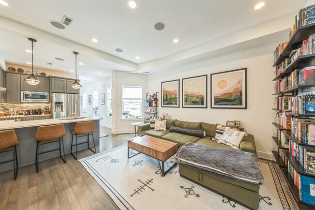 Building Photo - 3453 Holmead Pl NW