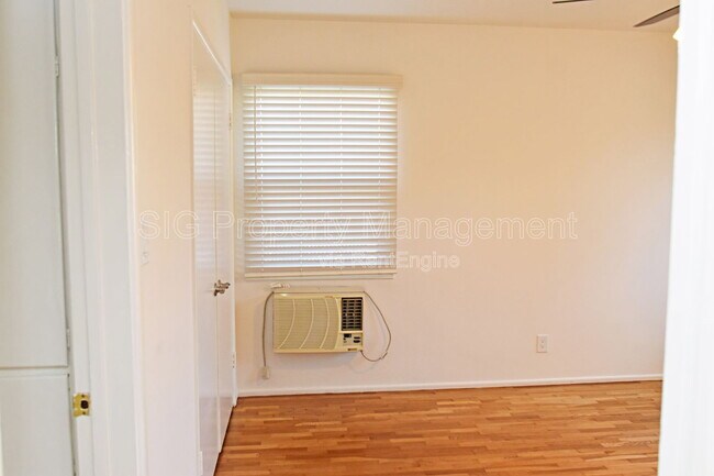 Building Photo - 5637 Strohm Ave