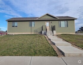 Building Photo - 3-Bed, 2-Bath single family home with an a...