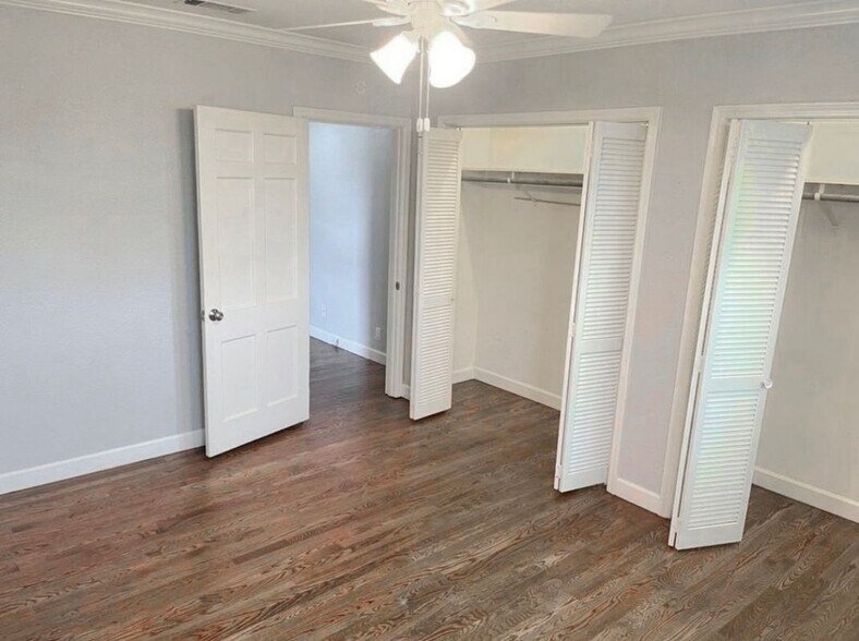 Building Photo - 5617 Birchman Ave