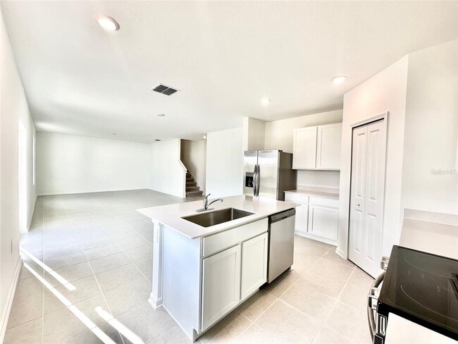 Building Photo - 1029 Harold Pass