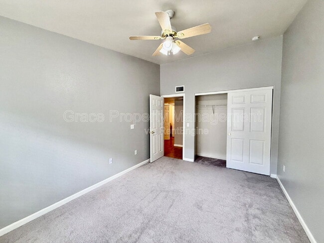 Building Photo - 1146 Opal St