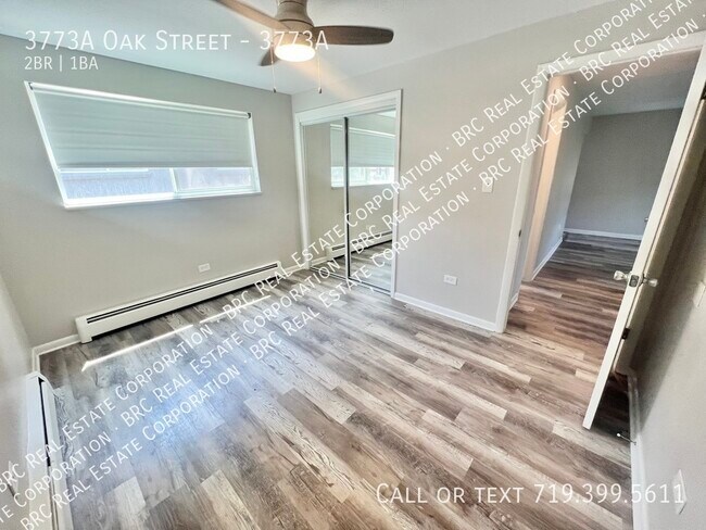 Building Photo - 3773 Oak St