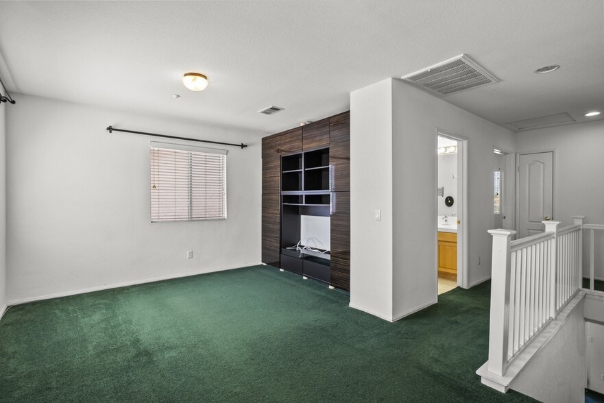 Building Photo - 13149 Alta Vista Way