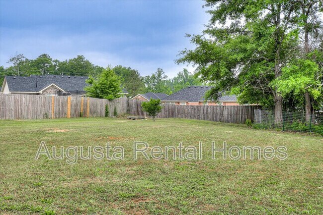 Building Photo - 4728 Laural Oak Dr