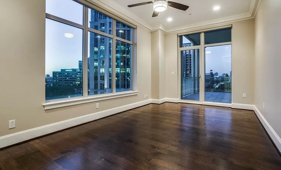 Building Photo - 2555 N Pearl St