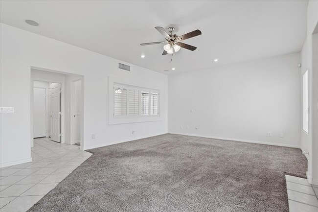 Building Photo - 8228 Fawn Brook Ct