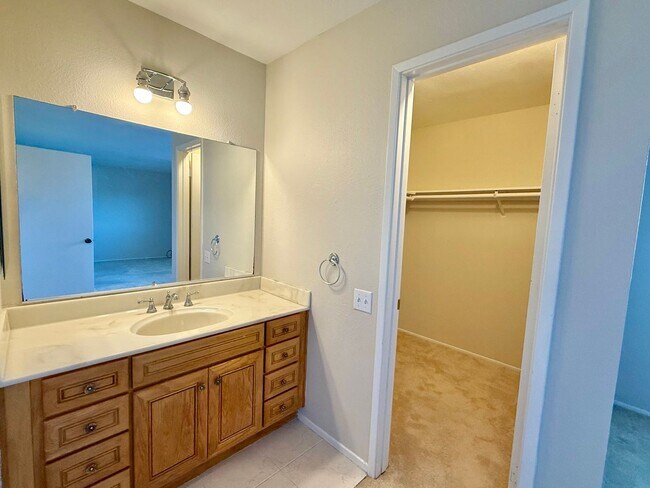 Building Photo - $4,100 - GORGEOUS 4 BEDROOM UNION CITY HOME
