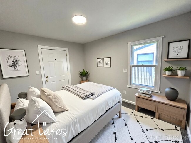 Building Photo - Lovely 3 Bedroom 1 Bathroom now available for rent