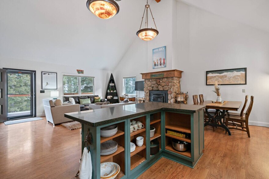 Building Photo - 420 Colt Rd