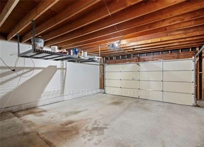Building Photo - Beautiful Home in Irvine